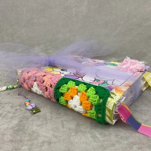 Handmade bunny Easter junk journal (semi bare style) with lots vintage ephemera - Picture 5 of 16